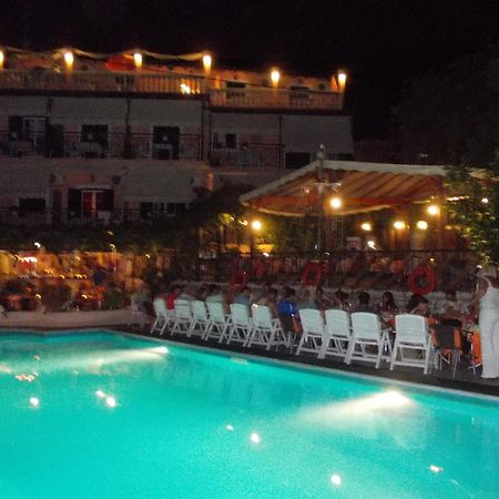 Argo Pool & Bar Aparthotel Benícesz Kültér fotó